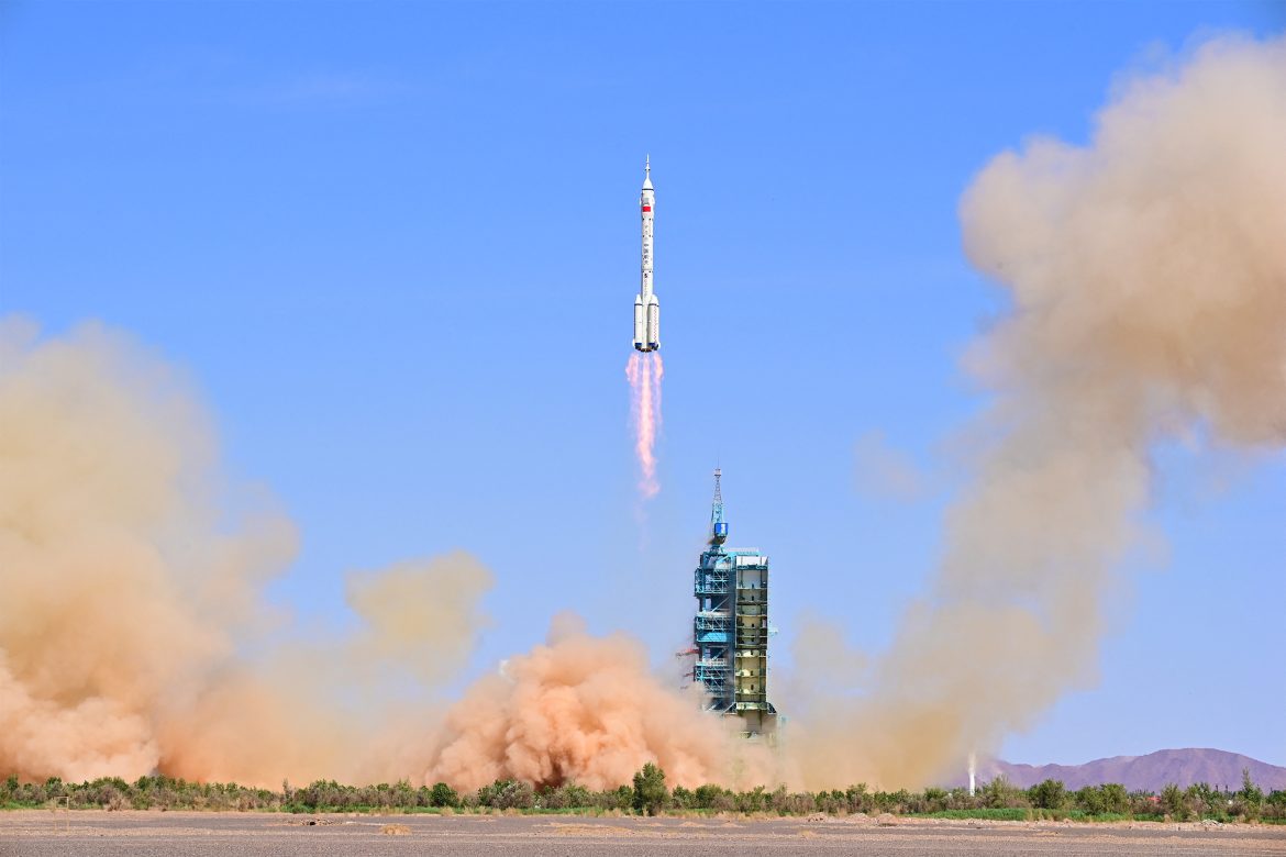 China successfully launches new satellite