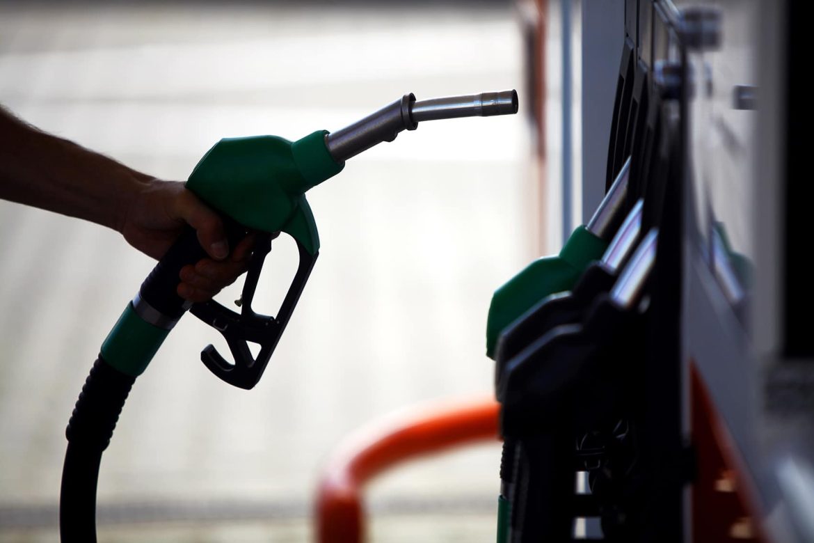 Fuel price surge squeezes New Zealand retail spending