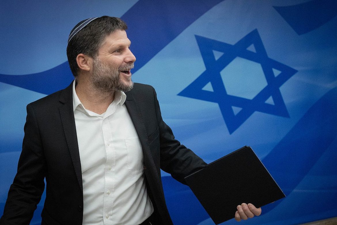 Far-right Israeli minister threatens “all-out war” over alleged ICC warrant
