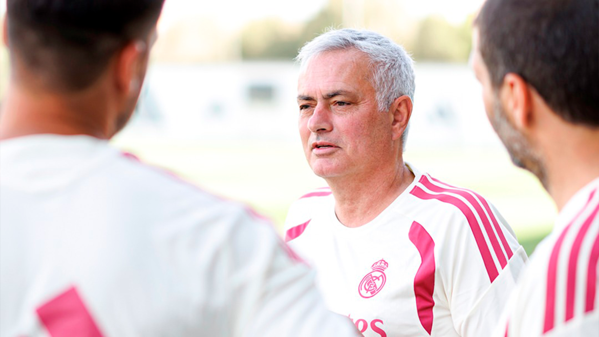 Jose Mourinho back at Real Madrid with a “mission”