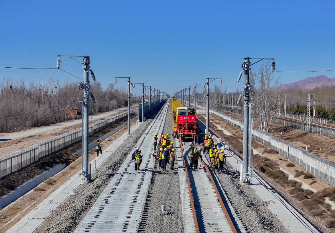 African officials, industry leaders welcome Chinese participation in rail projects