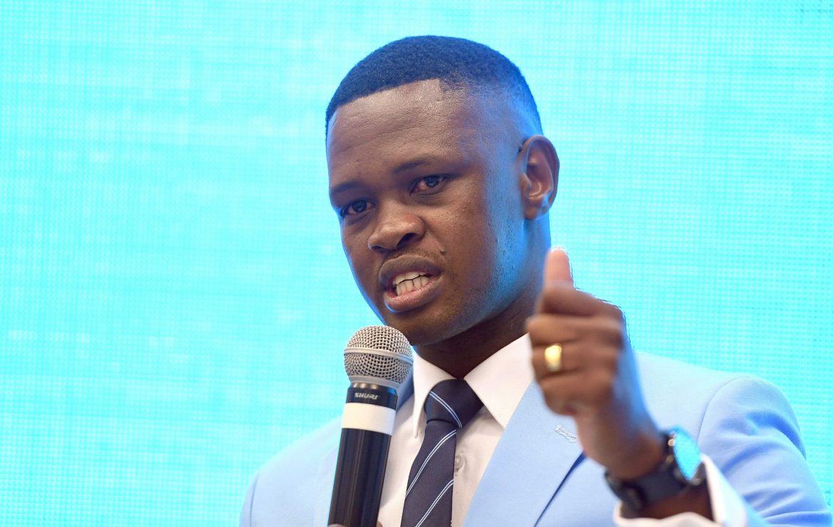 Botswana’s sports minister congratulates athletes upon their arrival from Tokyo