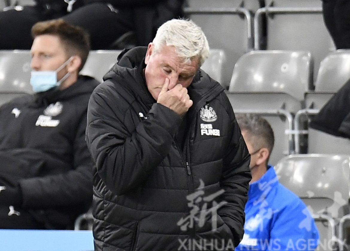 Newcastle United manager Bruce leaves club