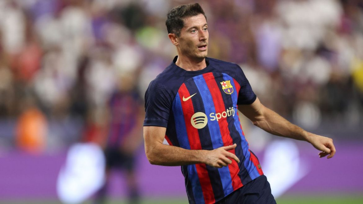 Lewandowski says Barca ready to challenge Real in title race