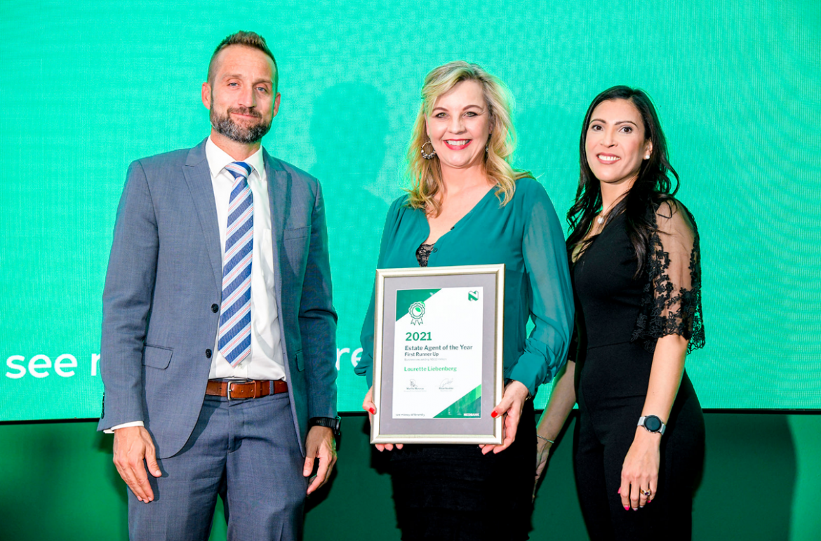 Nedbank Namibia Awards Estate Agents for excellent work in 2021