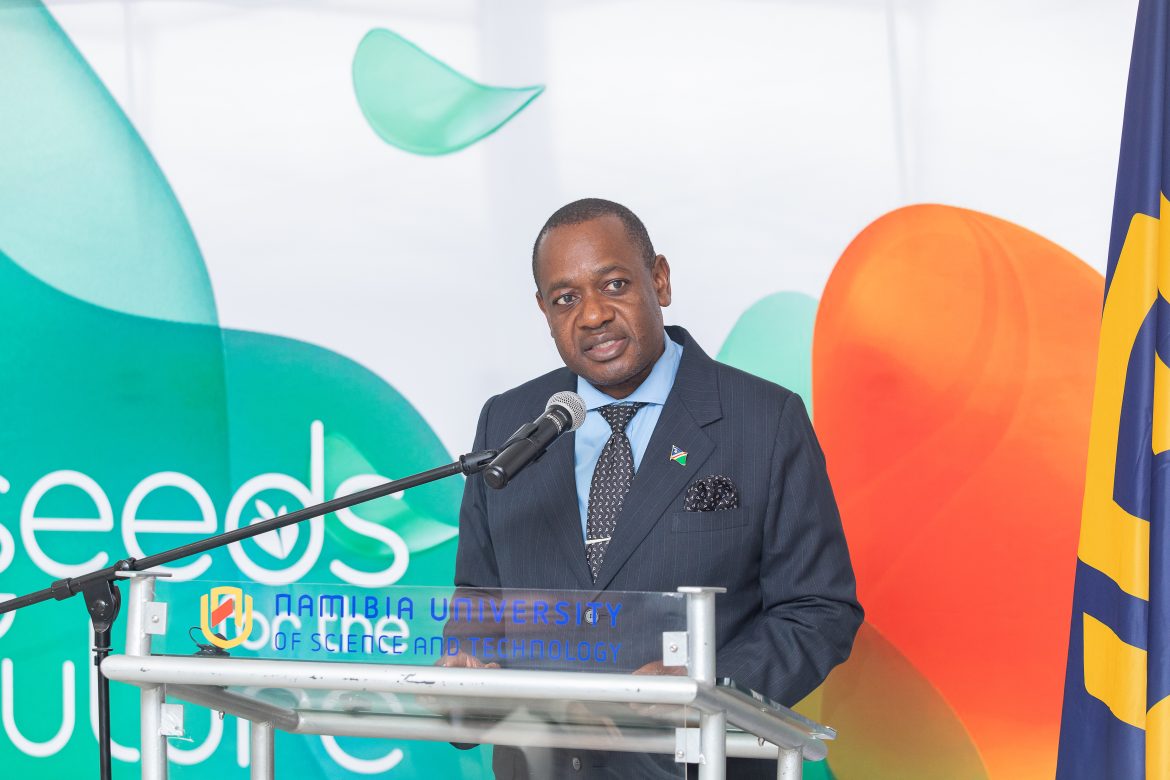 Minister of ICT Hails Huawei Seeds for the Future Program