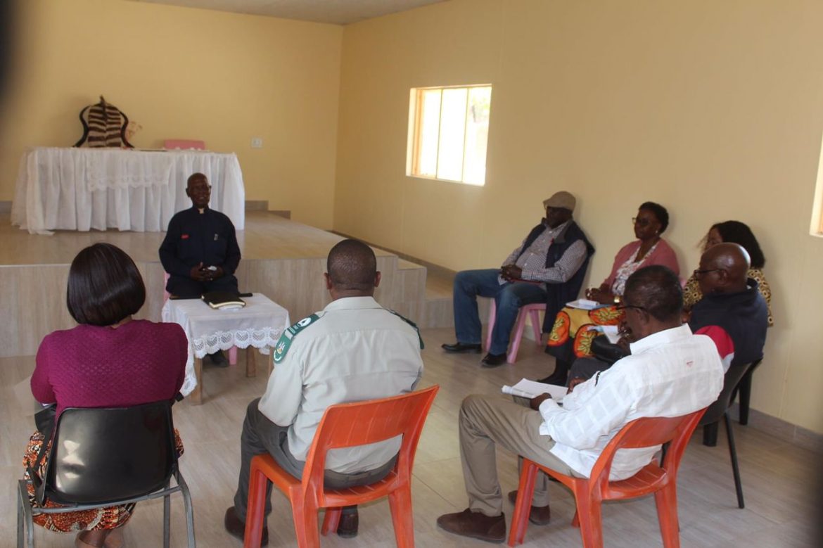 Hambukushu’s chief wants the old conservation law repealed.