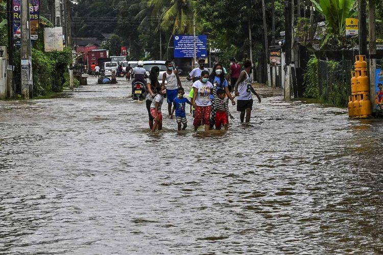 Over 21,000 affected as heavy rains continue across Sri Lanka