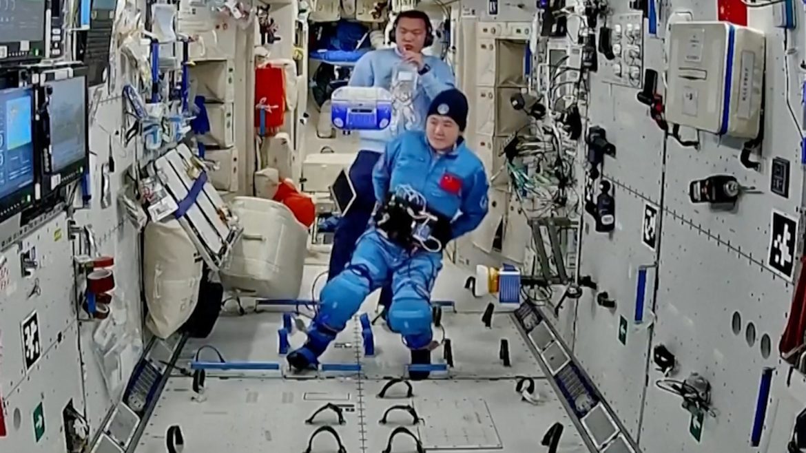 Chinese astronauts conduct key training, experiments on space station