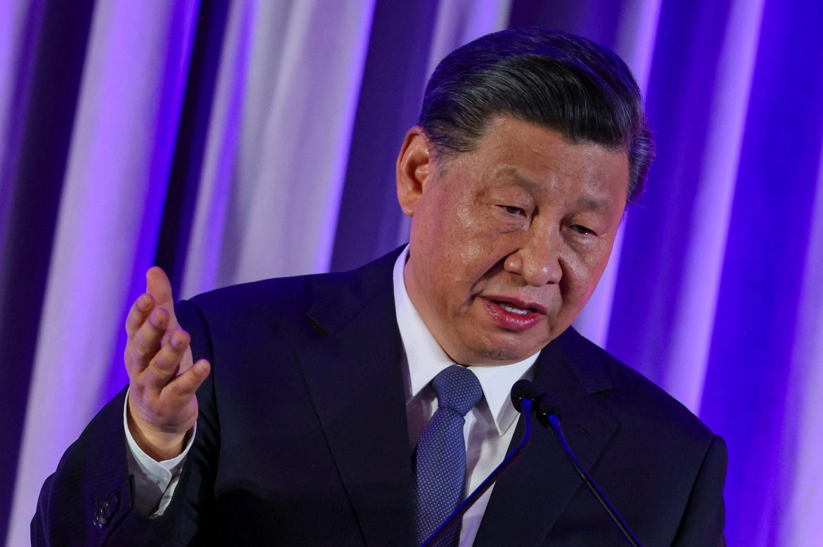 Xi says China consistently attaches great importance to ties with Vietnam