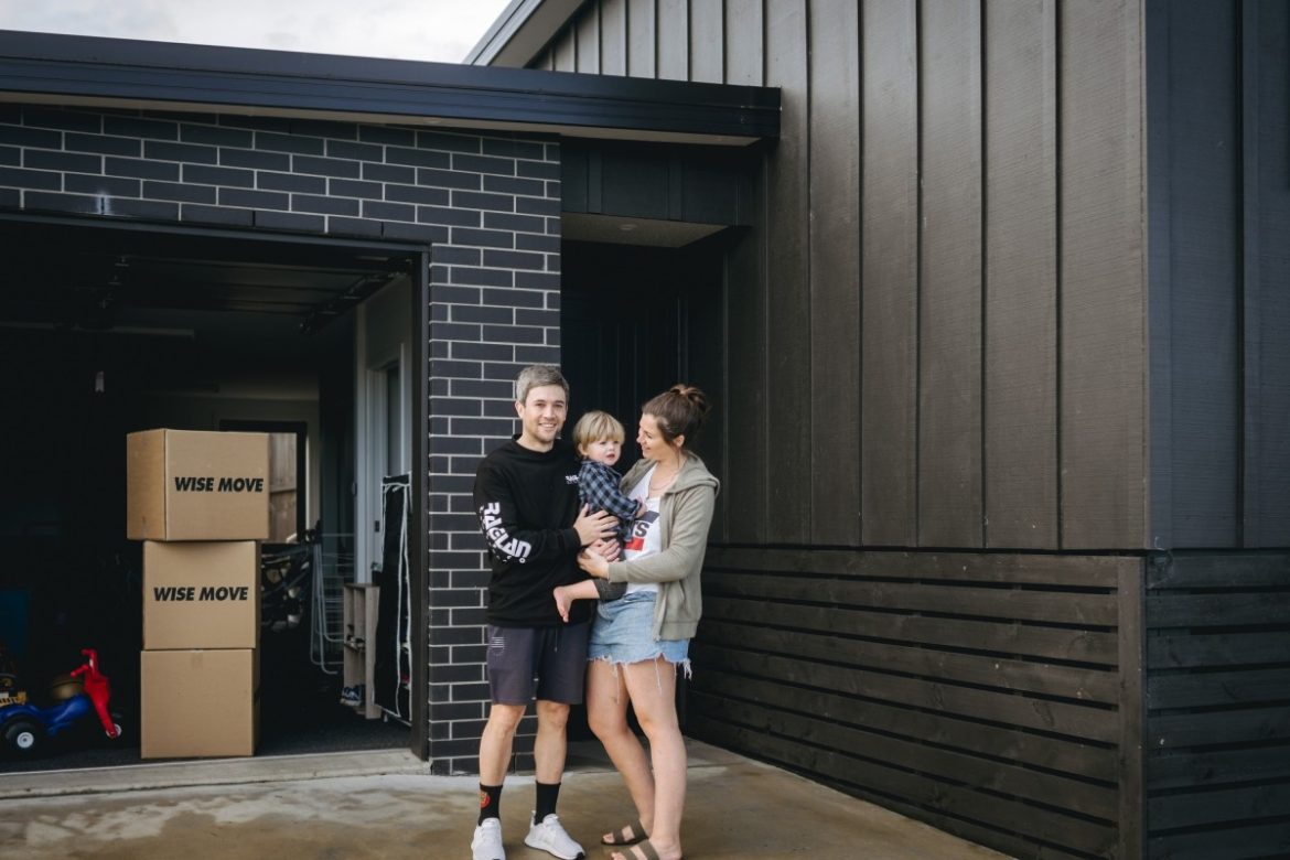 New Zealand household living costs up 2.2 pct in 2025
