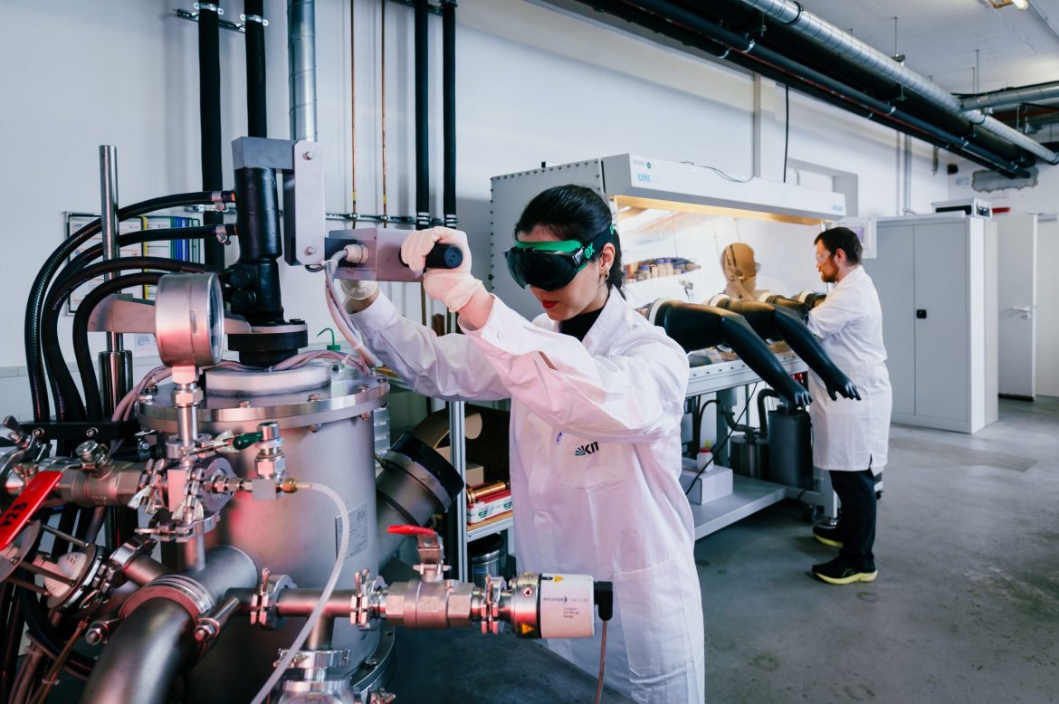 Scientists create “super alloy” that rewrites century of alloy design
