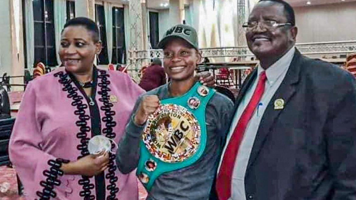 Zimbabwean president honors highest-ranked female boxer in Africa