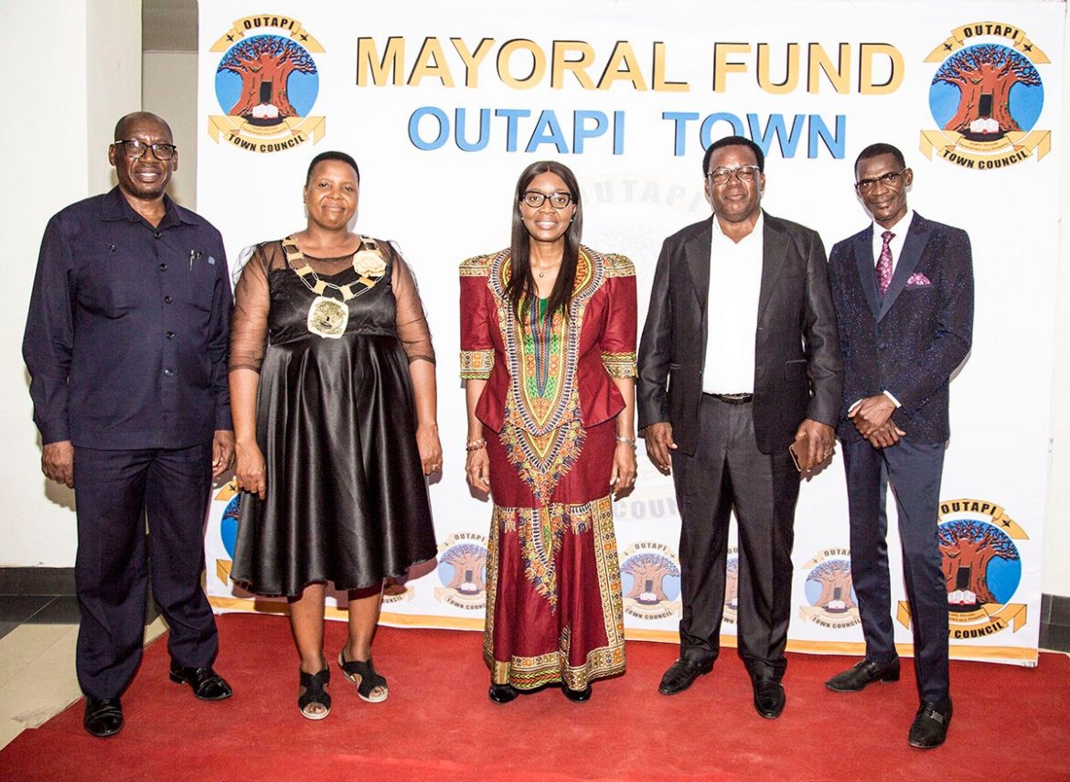 Outapi raises half-million for mayoral fund