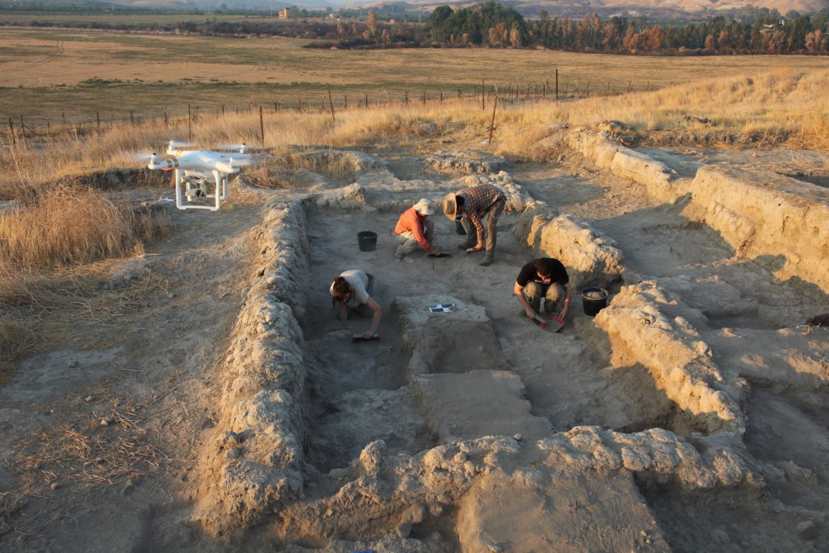 Researchers find 7,000-year-old cotton fibers in NE Israel