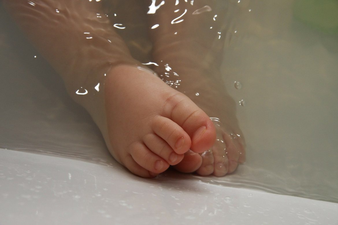 A 9-month-Old baby’s life ends in a heartbreaking accident.