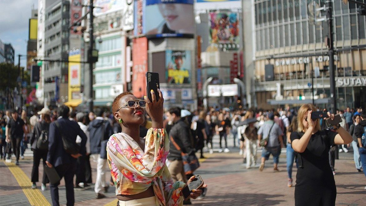 Japan sees record 3.04 mln foreign visitors in May