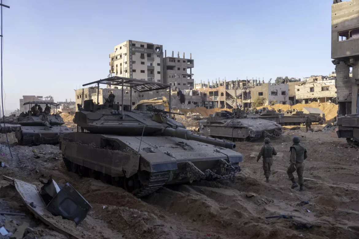 Israeli army tightens siege on Gaza City, captures key buffer zone
