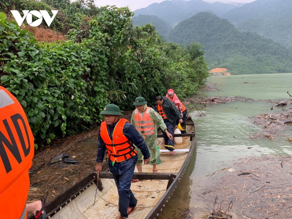 3 missing after landslide in central Vietnam