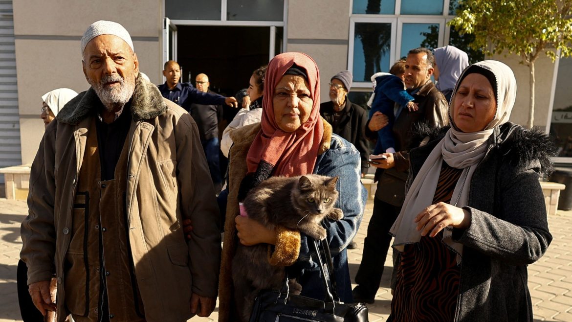Rafah crossing receives 2nd group of Palestinians returning from Egypt to Gaza