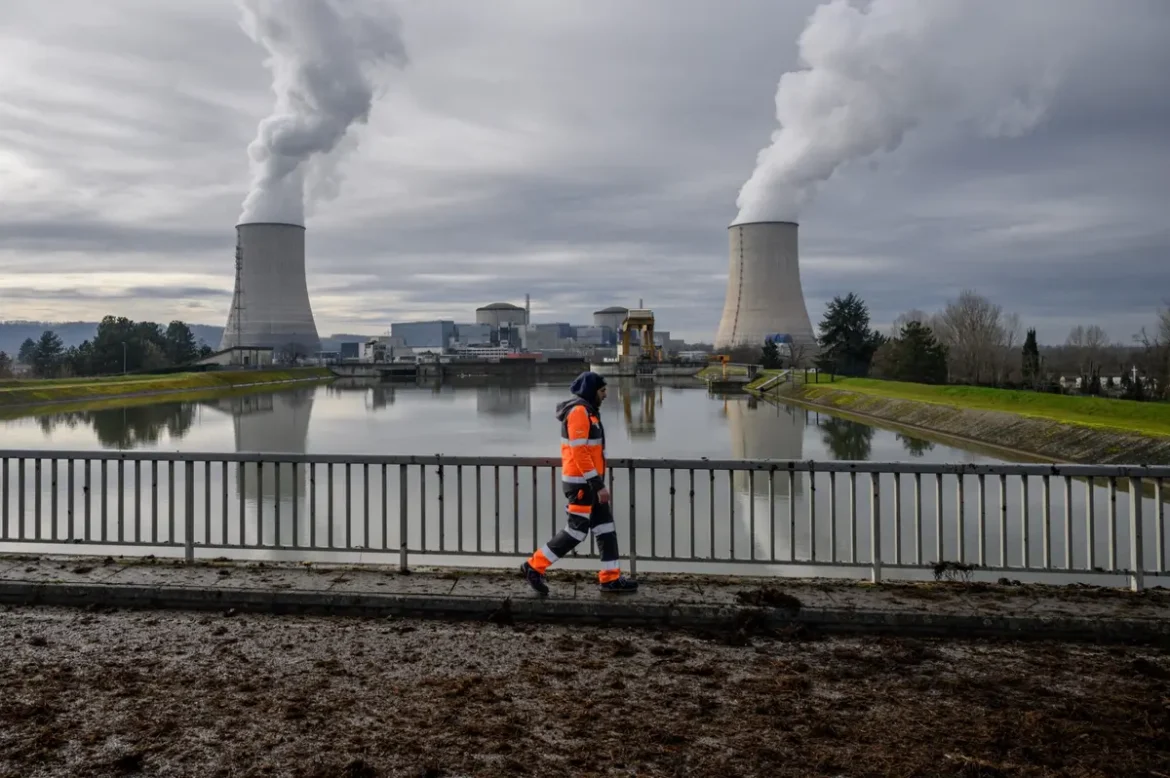 Three French nuclear reactors shut down amid heatwave