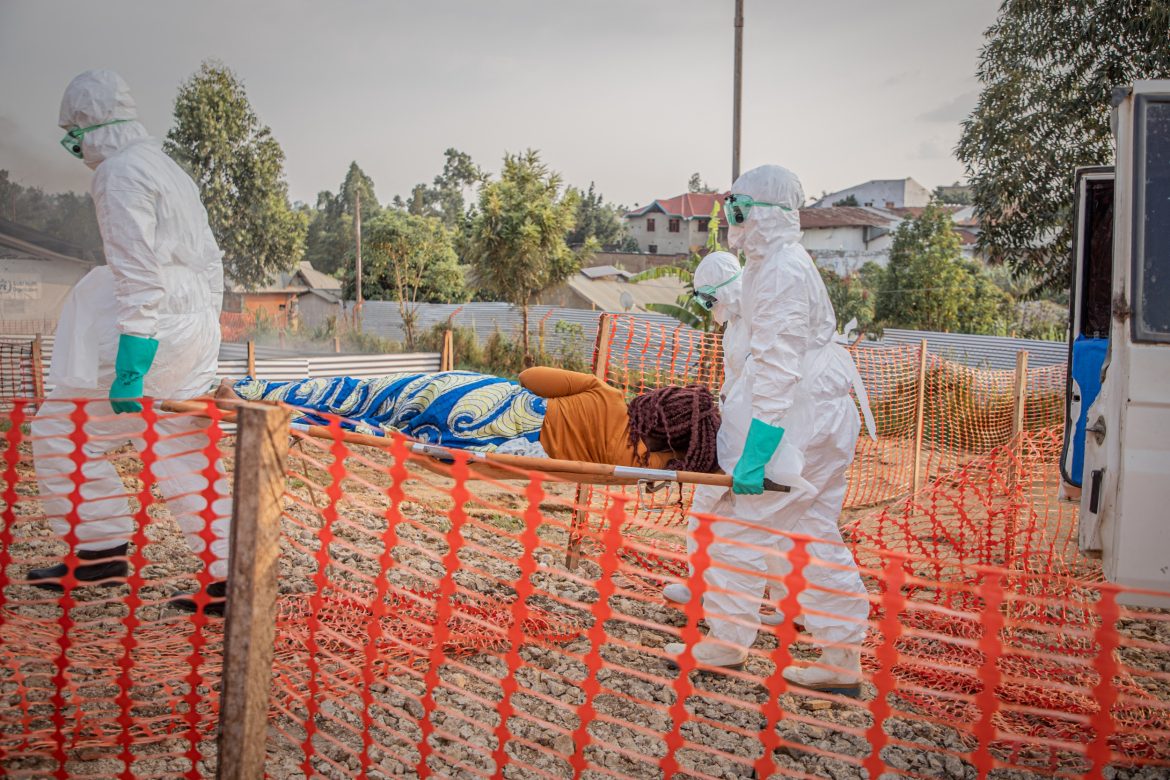 U.S. renews Ebola travel rules for citizens leaving DR Congo