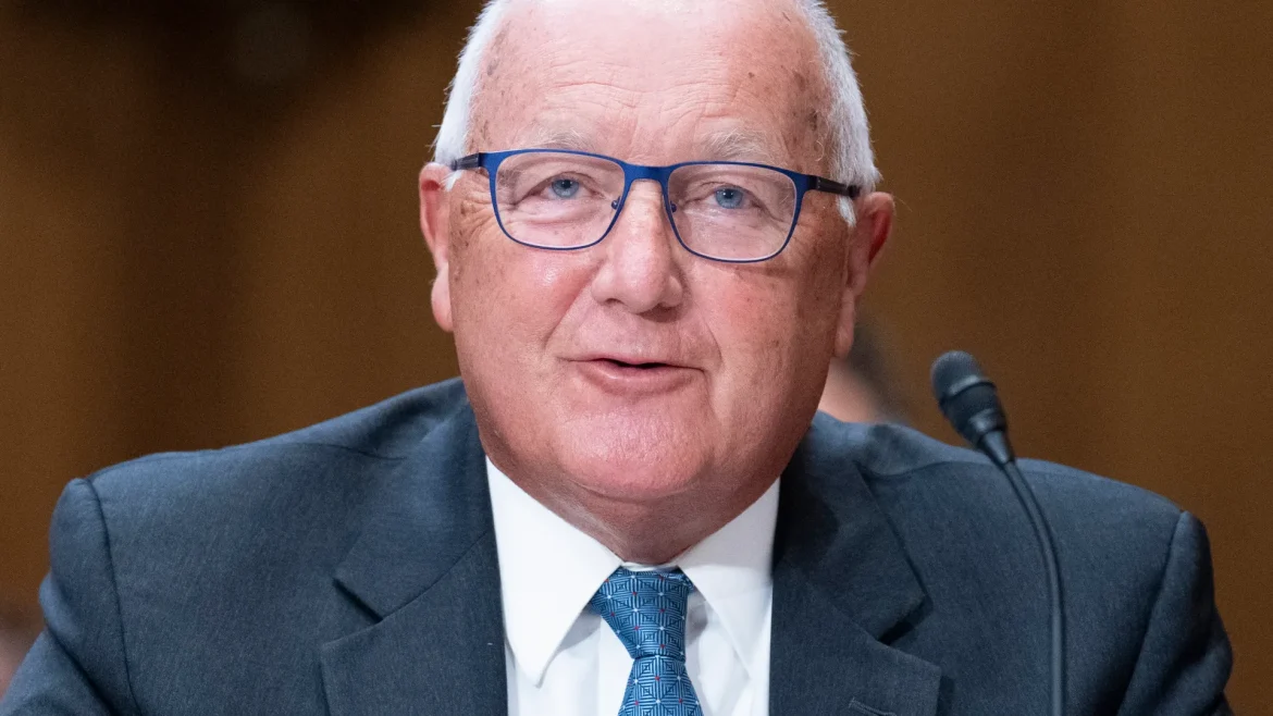 Canadian petition to expel U.S. envoy gains over 200,000 signatures