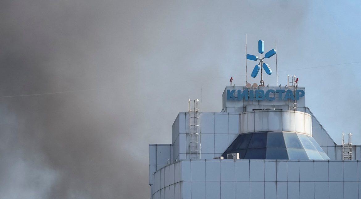 Russia raids Ukrainian data centers